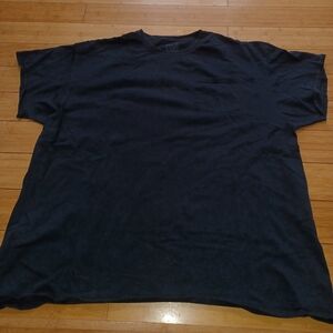 Fruit of the Loom Men's Black Pocket Tee